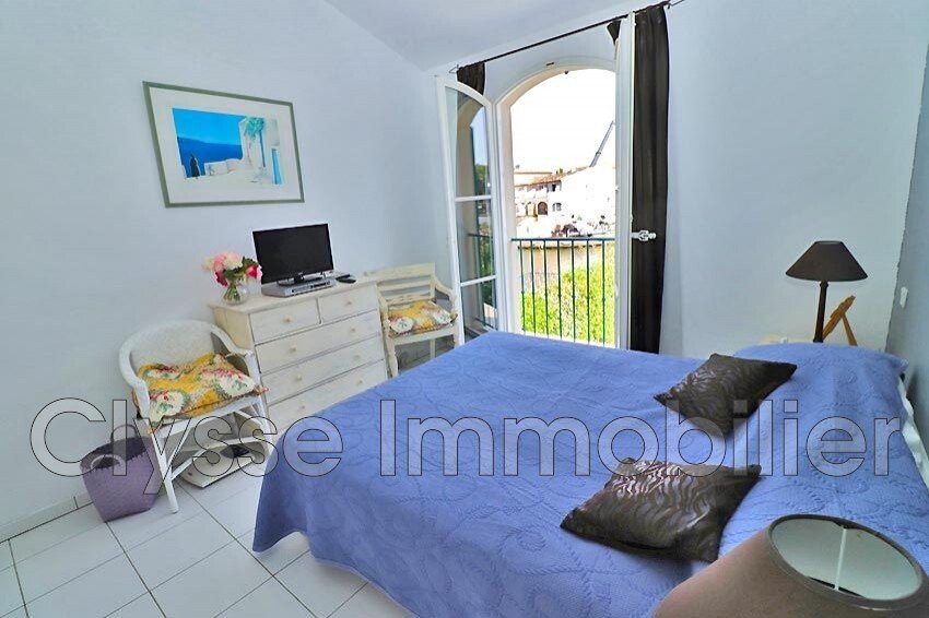 Villa à Grimaud, Provence-Alpes-Côte d'Azur, France 1 - 12627048