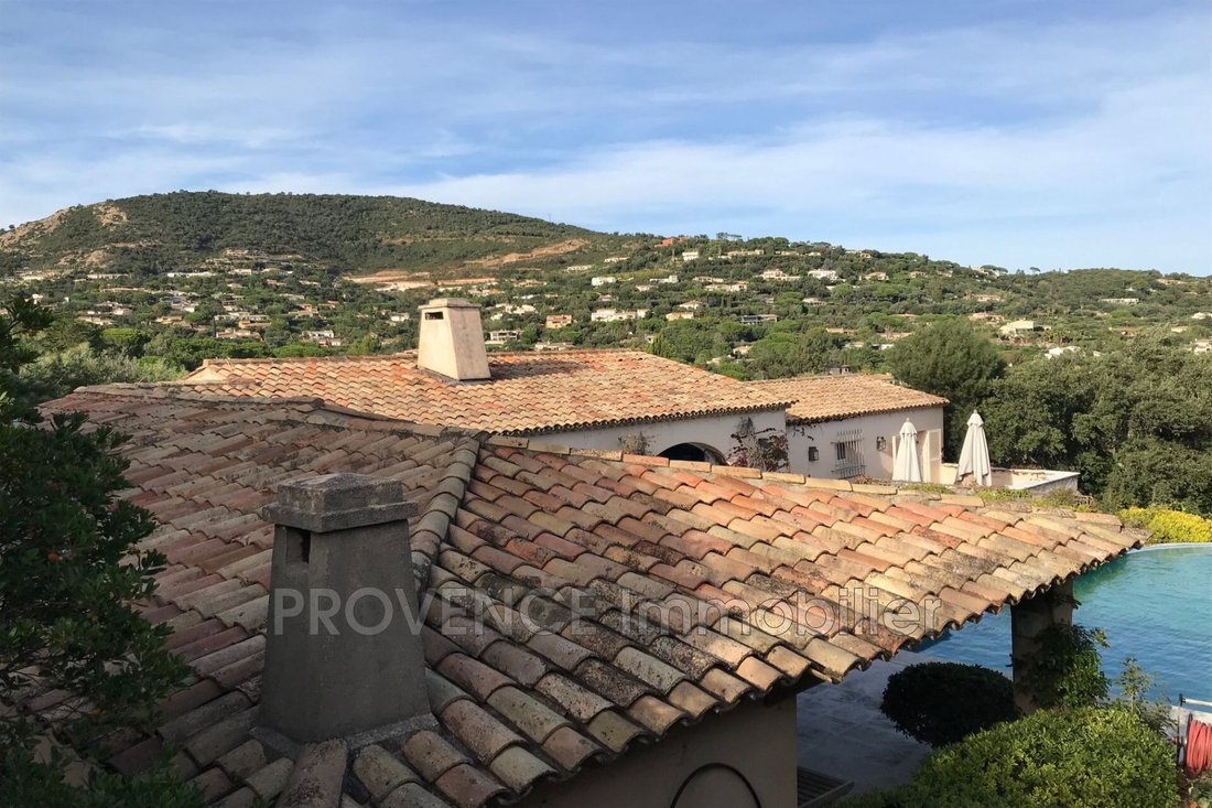 Villa à Grimaud, Provence-Alpes-Côte d'Azur, France 1 - 12626725