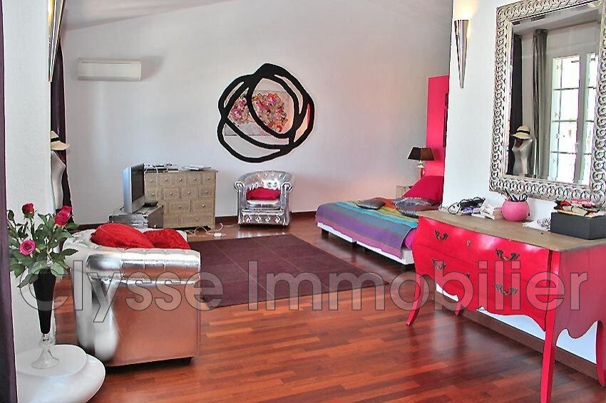 Villa in Port Grimaud, Grimaud, Provence-Alpes-Côte d'Azur 4 - 12626909