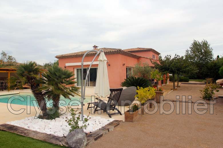 Villa in Grimaud, Provence-Alpes-Côte d'Azur, France 1 - 12626602