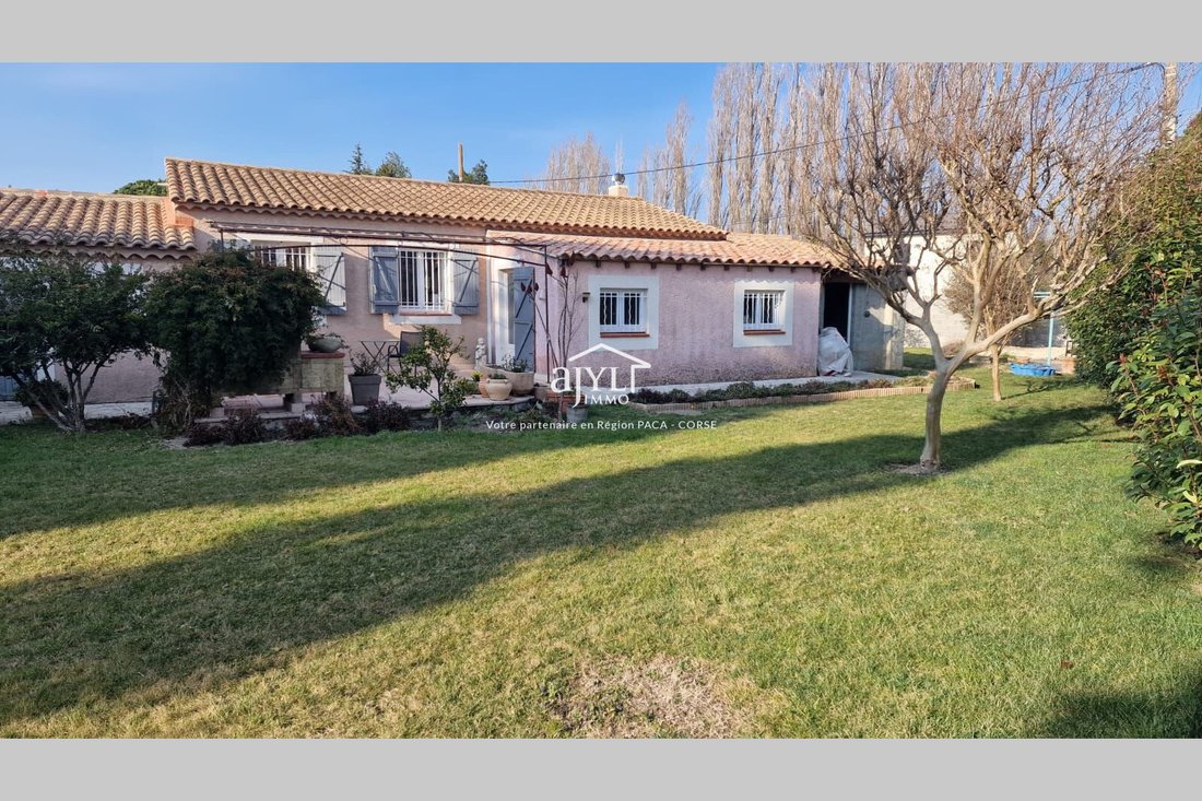 Vente Villa 5 Pièce(s) In Sénas, Provence Alpes Côte D'azur, France For ...