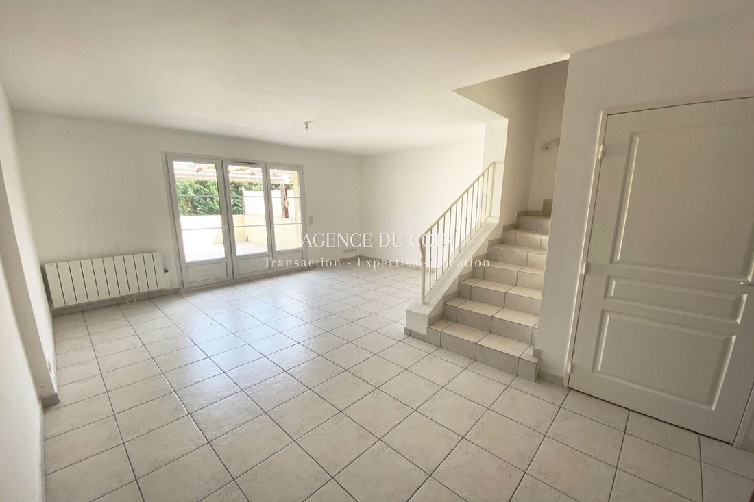 Villa a Gassin, Provenza-Alpi-Costa Azzurra, Francia 2 - 12627072