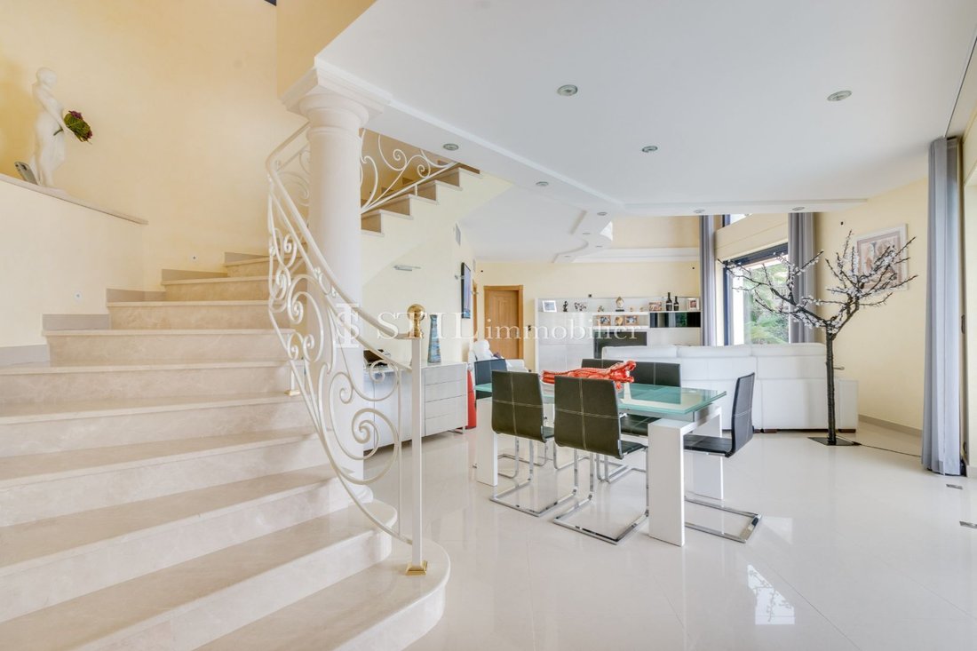 Villa in Ville-Les Saquedes-Le Bouillonnet, Sainte-Maxime, France 5 - 12626805