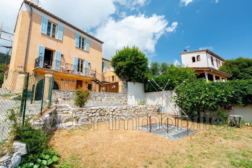 Villa in Tourrettes-sur-Loup, Provence-Alpes-Côte d'Azur, France 2 - 12627822
