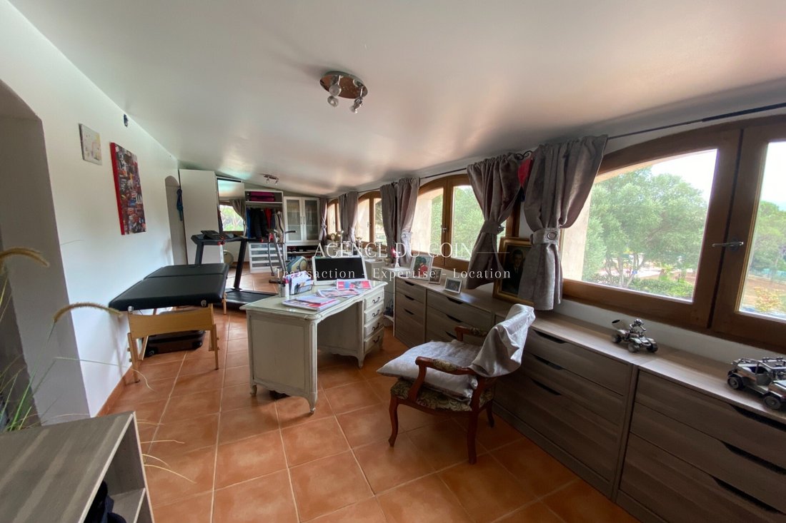 Villa in La Motte, Provence-Alpes-Côte d'Azur, Frankreich 4 - 12627180