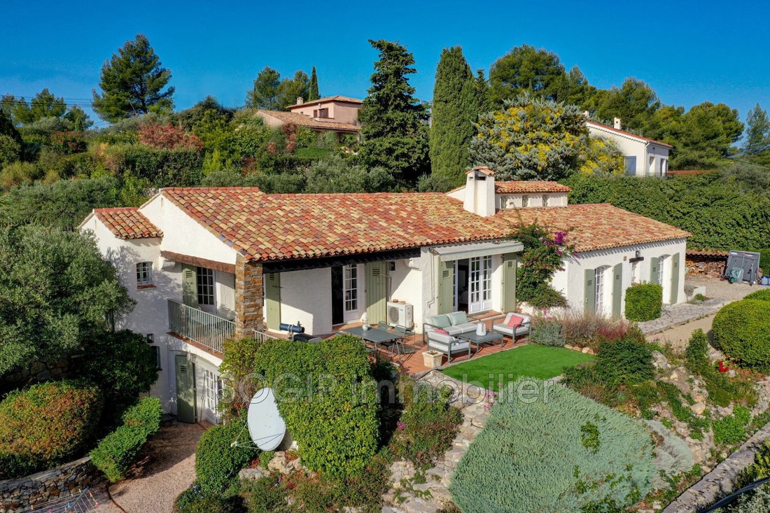 Villa en Flayosc, Provenza-Alpes-Costa Azul, Francia 3 - 12627999