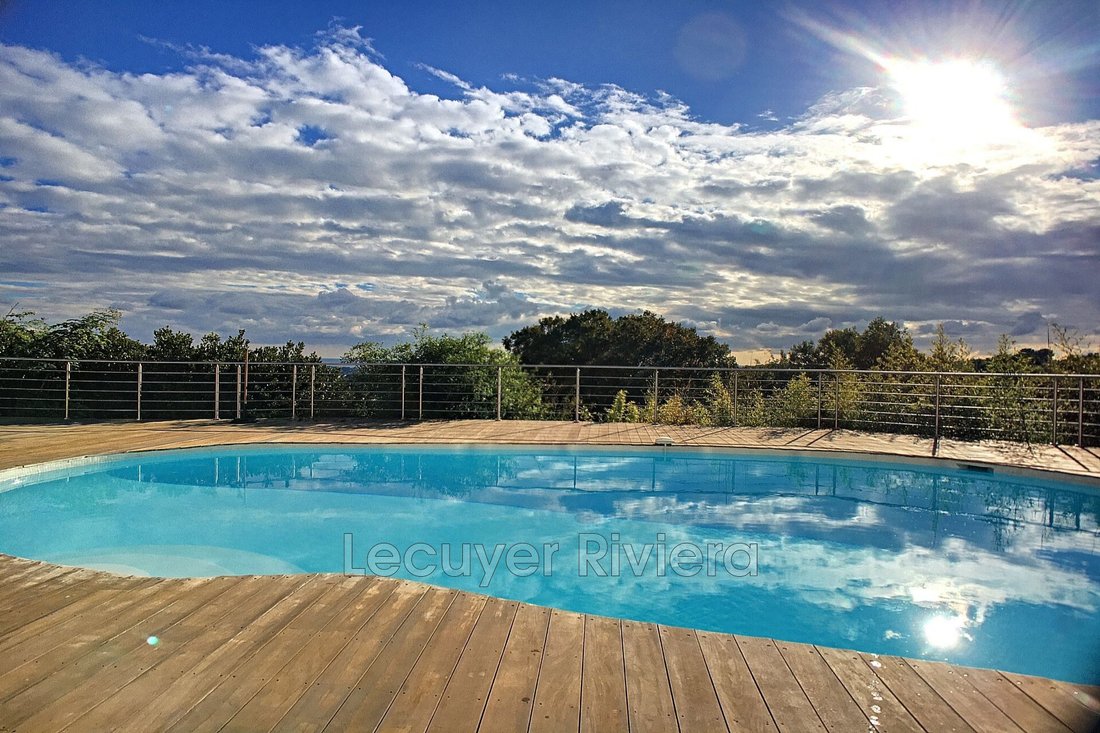 Villa in Centre, Vallauris, France 2 - 12626970