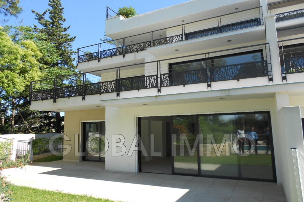 Apartment in Jardins de la Fontaine, Nimes, France 3 - 12626925