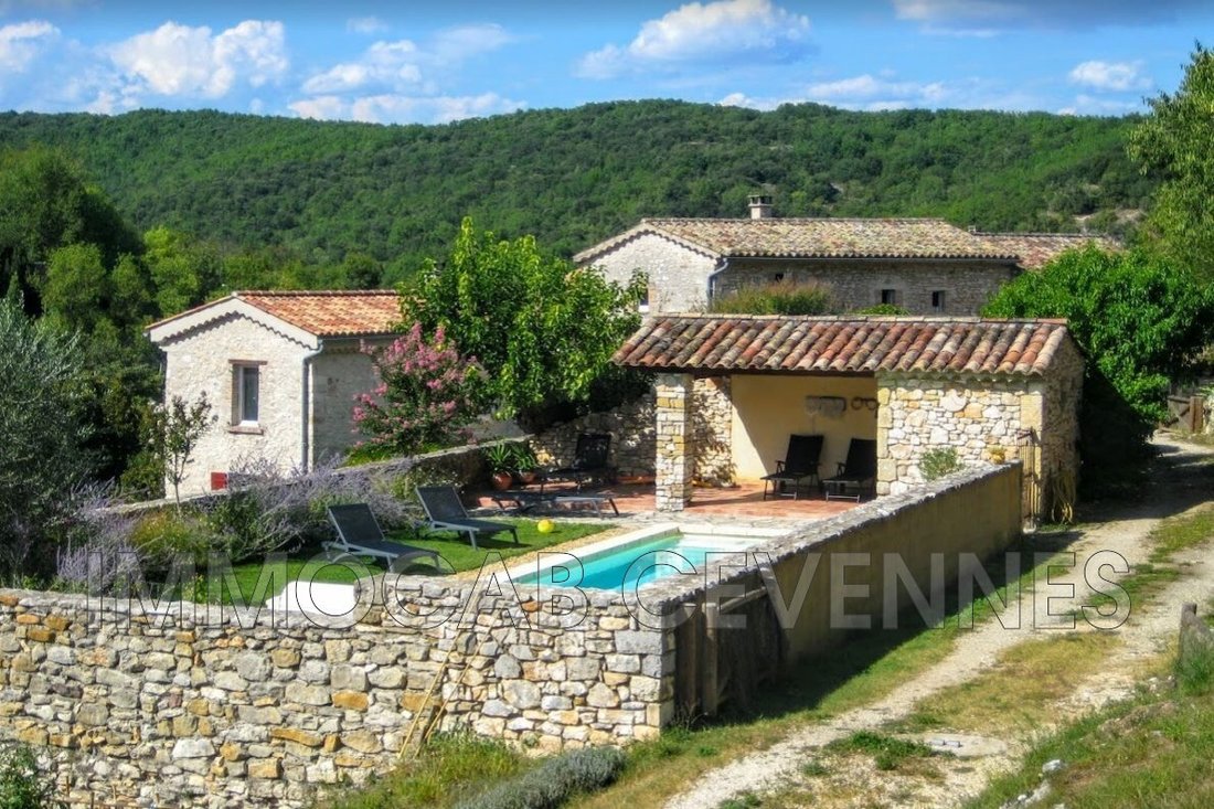 Villa in Uzès, Occitania, France 1 - 12627747
