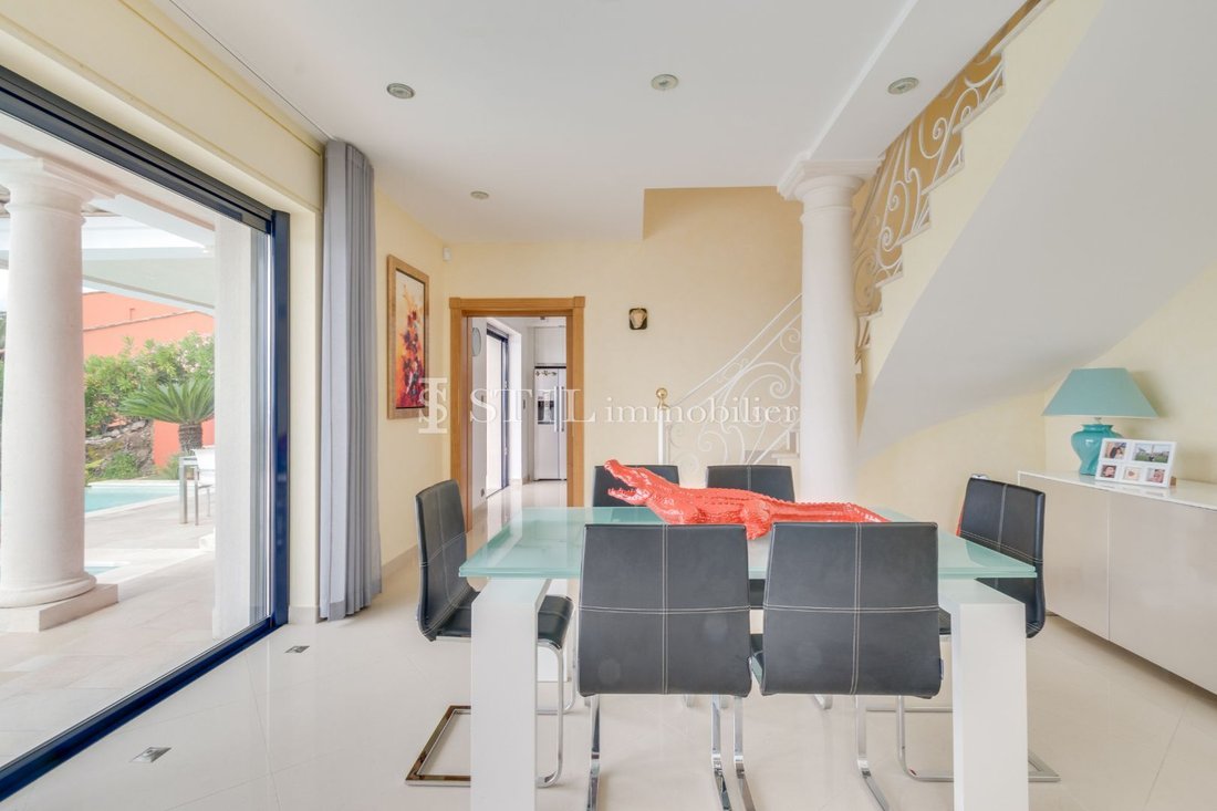 Villa in Ville-Les Saquedes-Le Bouillonnet, Sainte-Maxime, France 4 - 12626805