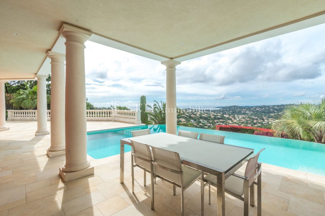 Villa in Ville-Les Saquedes-Le Bouillonnet, Sainte-Maxime, France 2 - 12626805