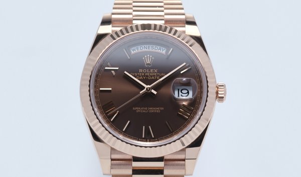 Rolex Day-Date 40 228235-0002 Oyster Perpetual in Everose Gold with Chocolate Dial & Roman Numerals (12628489)