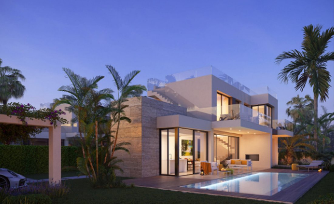 Villa in Estepona, Andalusia, Spain 2 - 12629310