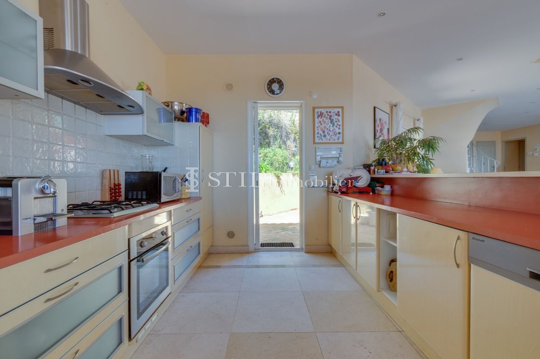 Villa in Ville-Les Saquedes-Le Bouillonnet, Sainte-Maxime, France 5 - 12626662