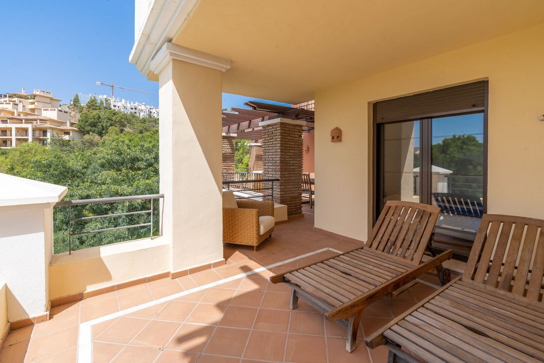 Apartment in Benahavis, Andalusia, Spain 2 - 12629331