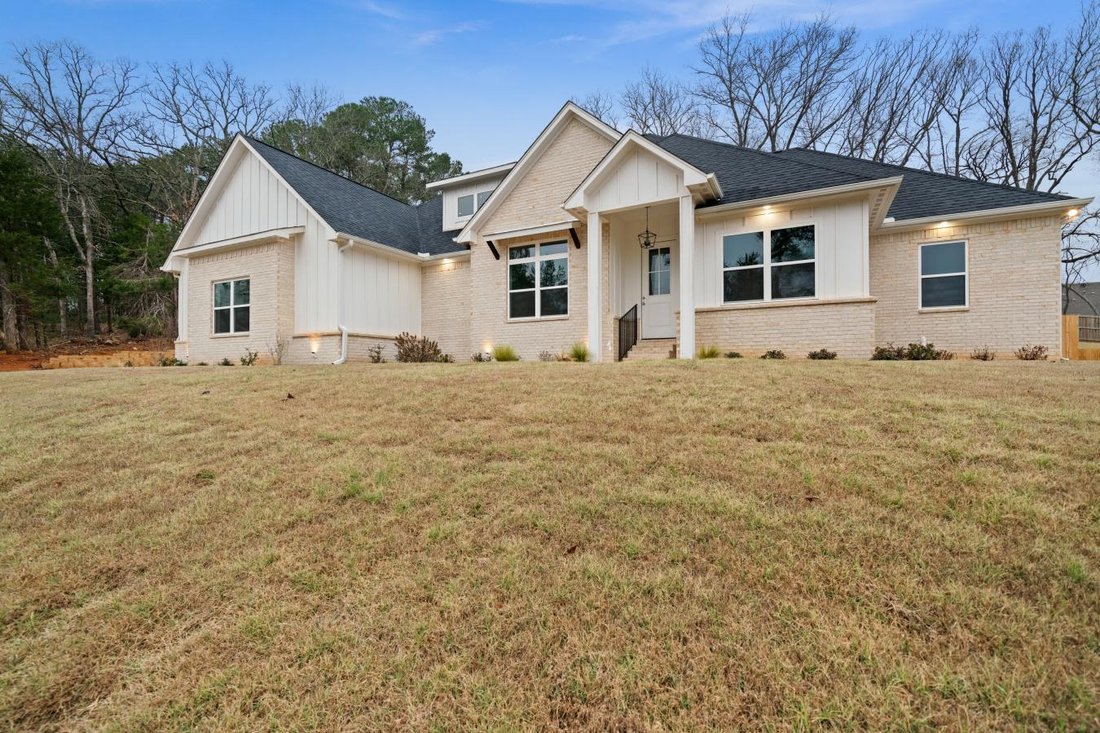 House in Tyler, Texas, United States 3 - 12629847