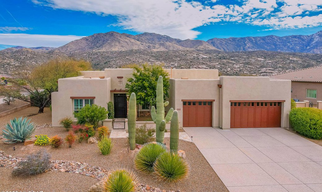 Exquisite Golf Course Lot Home In In Tucson, Arizona, United States For