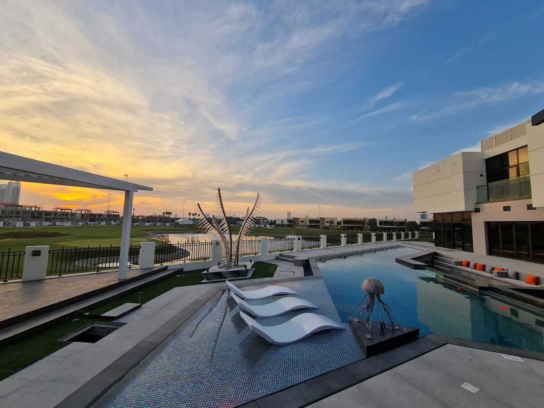Villa in Damac Hills, Dubai, United Arab Emirates 5 - 12599668