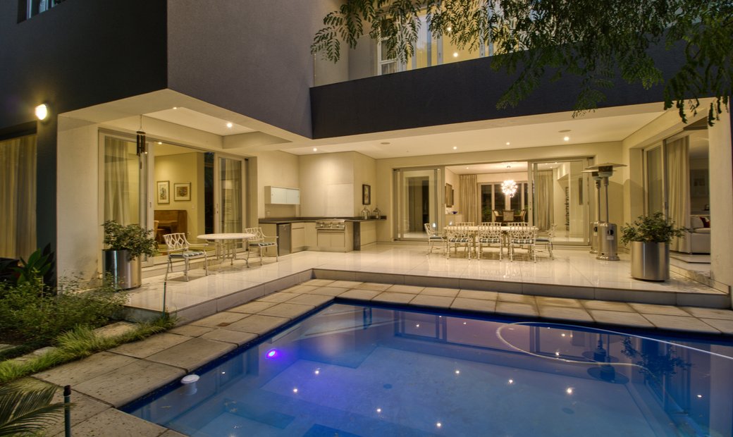Morningside In Sandton, Gauteng, South Africa For Sale (12631454)