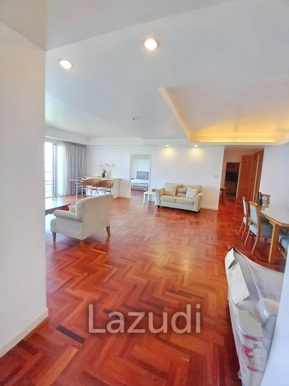 Apartment in Pattaya City, Chon Buri, Thailand 4 - 12635220