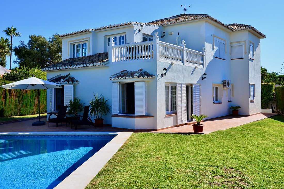 Calahonda Villa In Calahonda, Andalusia, Spain For Sale (12632143)