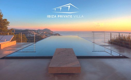 Villa in Santa Eularia des Riu, Balearic Islands, Spain 1