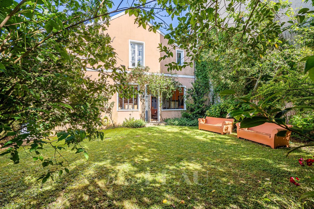 Saint Cloud France Real Estate