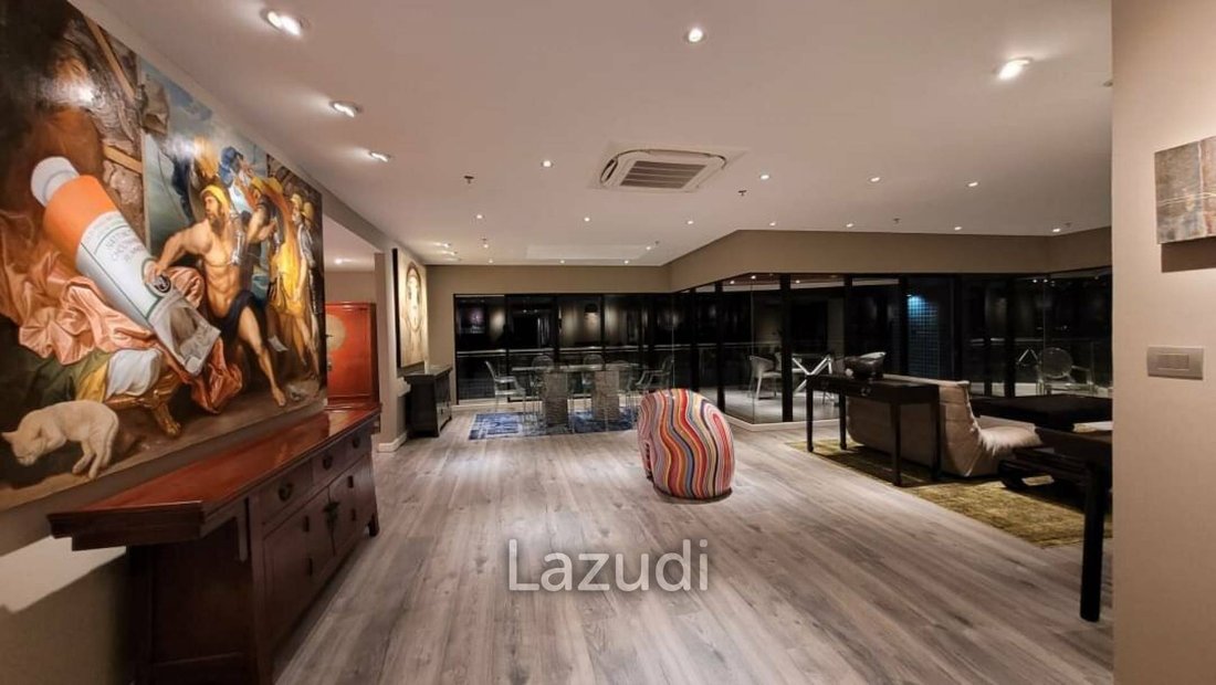 Apartment in Pattaya City, Chon Buri, Thailand 1 - 12636664