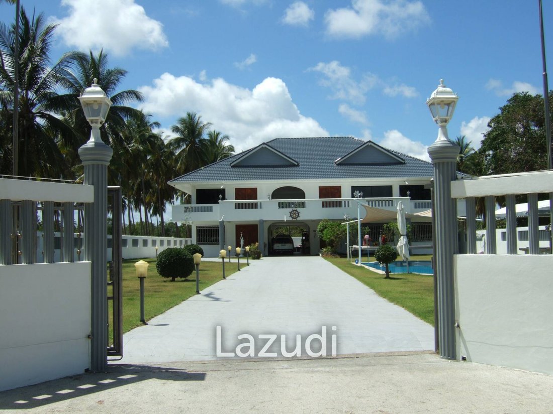 Villa in Phongprasan, Prachuap Khiri Khan, Thailand 1 - 12636298