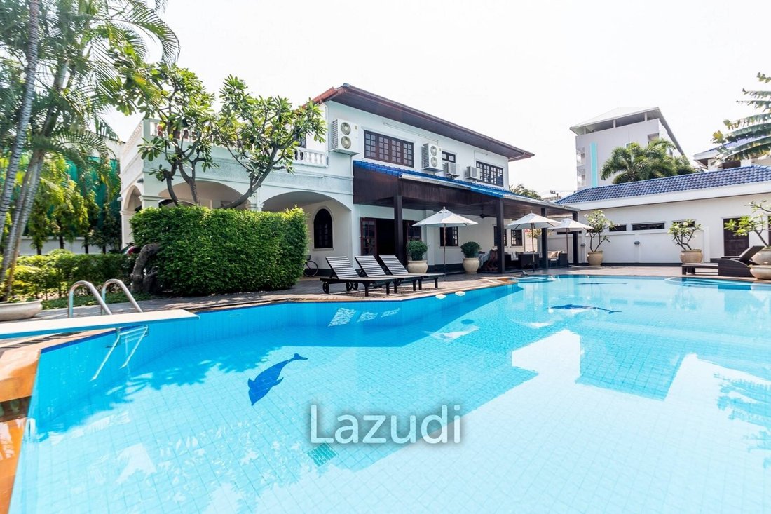 Villa in Hua Hin, Prachuap Khiri Khan, Thailand 1 - 12638309