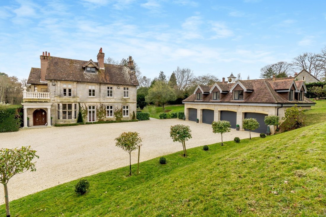 Incredible Country Estate On Ten In Haywards Heath, England, United