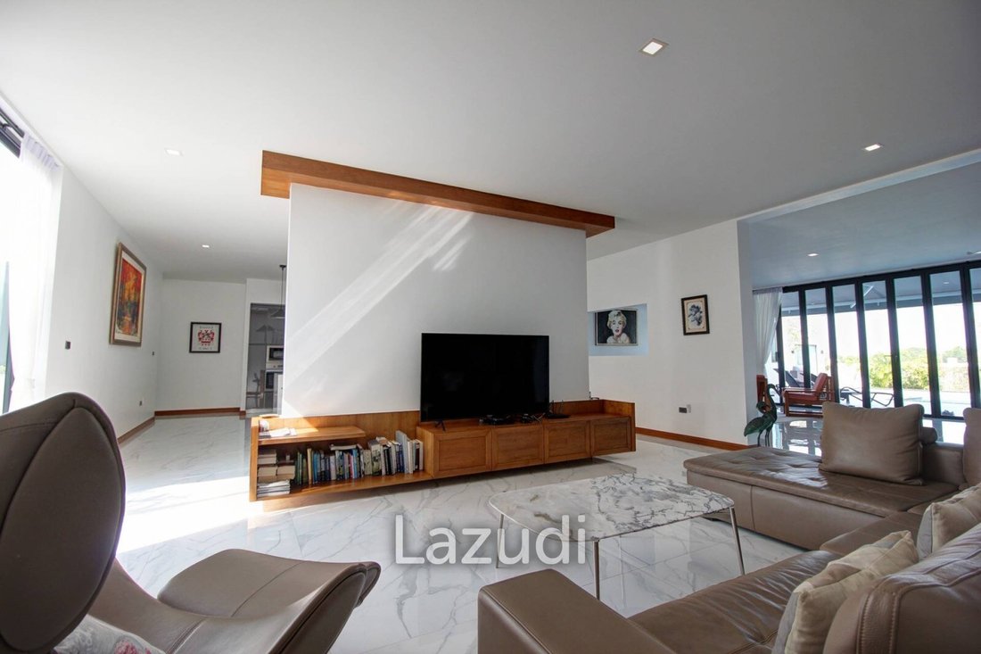 Villa in Hin Lek Fai, Prachuap Khiri Khan, Thailand 5 - 12635742
