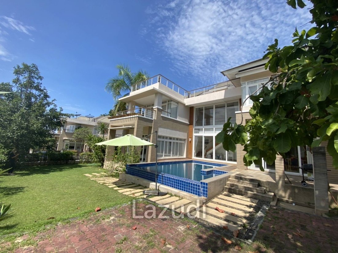 Villa in Na Chom Thian, Chon Buri, Thailand 1 - 12636943