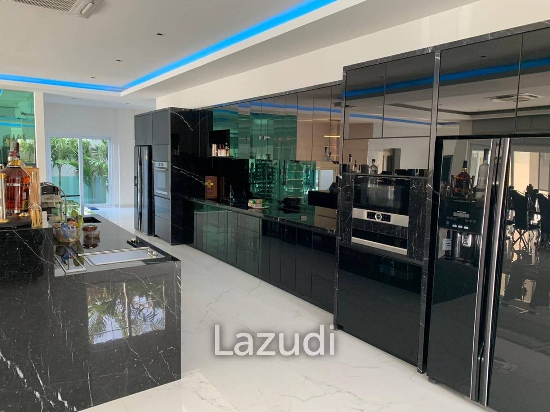 Villa in Pattaya City, Chon Buri, Thailand 3 - 12638907