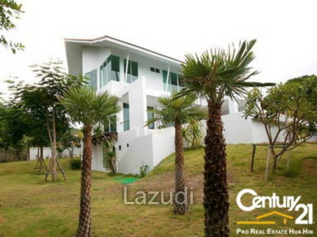 Villa in Hua Hin, Prachuap Khiri Khan, Thailand 1 - 12635984