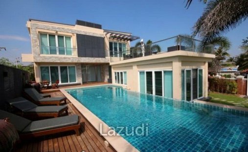 Villa in Cha-am, Phetchaburi, Thailand 1