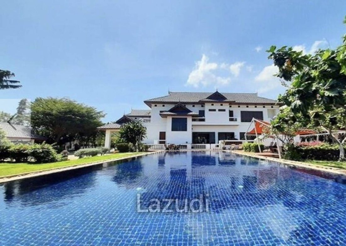 Villa in Cha-am, Phetchaburi, Thailand 1 - 12636062