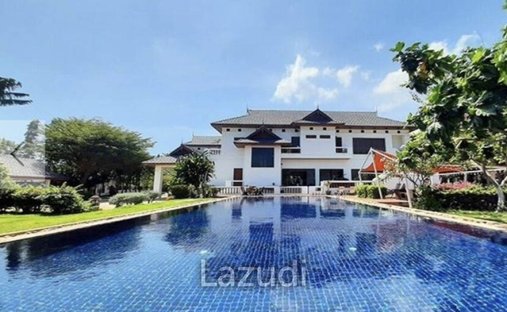 Villa in Cha-am, Phetchaburi, Thailand 1