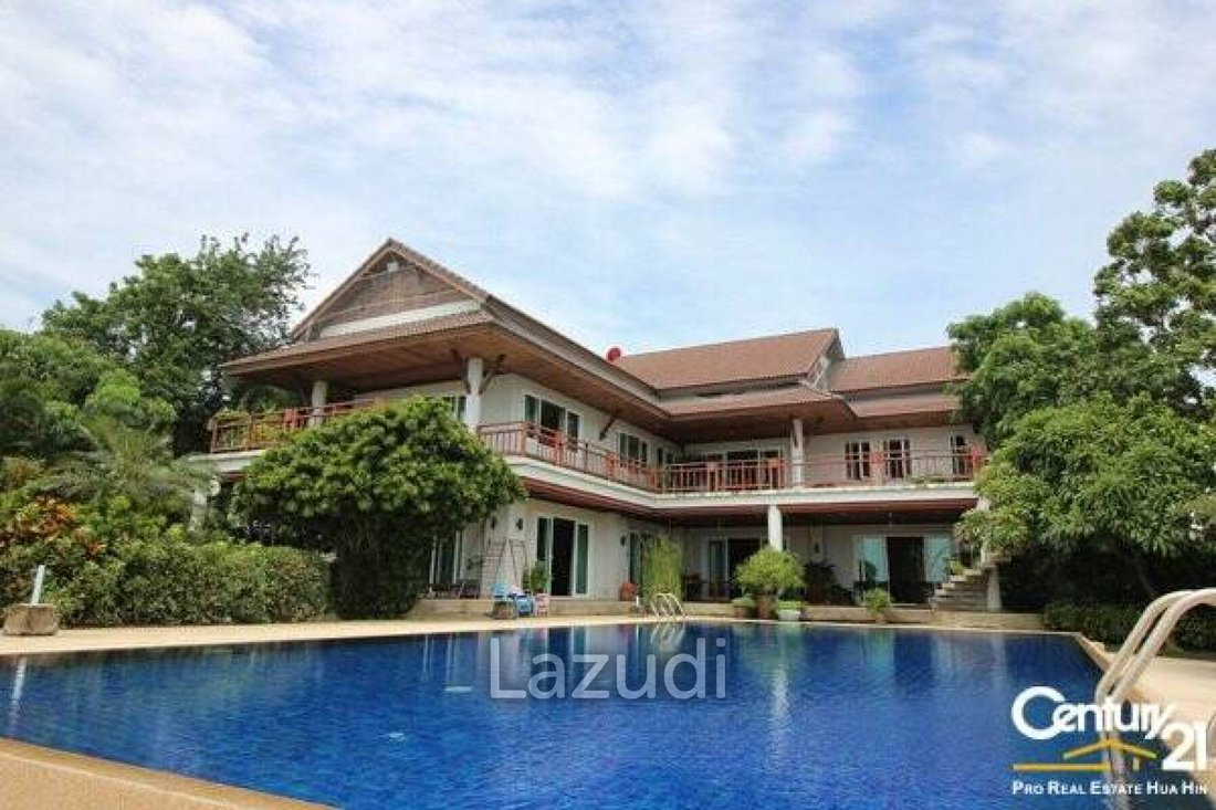 Villa in Laem Phak Bia, Phetchaburi, Thailand 1 - 12636086