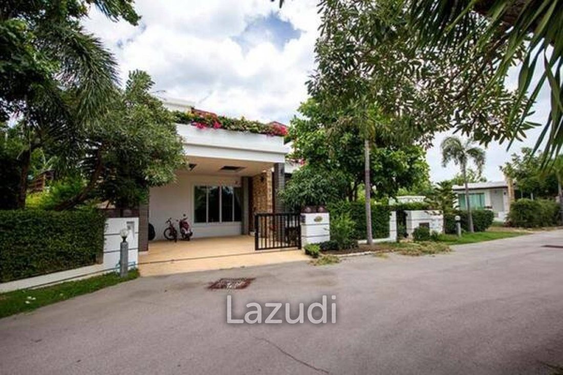 Villa in Hua Hin, Prachuap Khiri Khan, Thailand 1 - 12635455