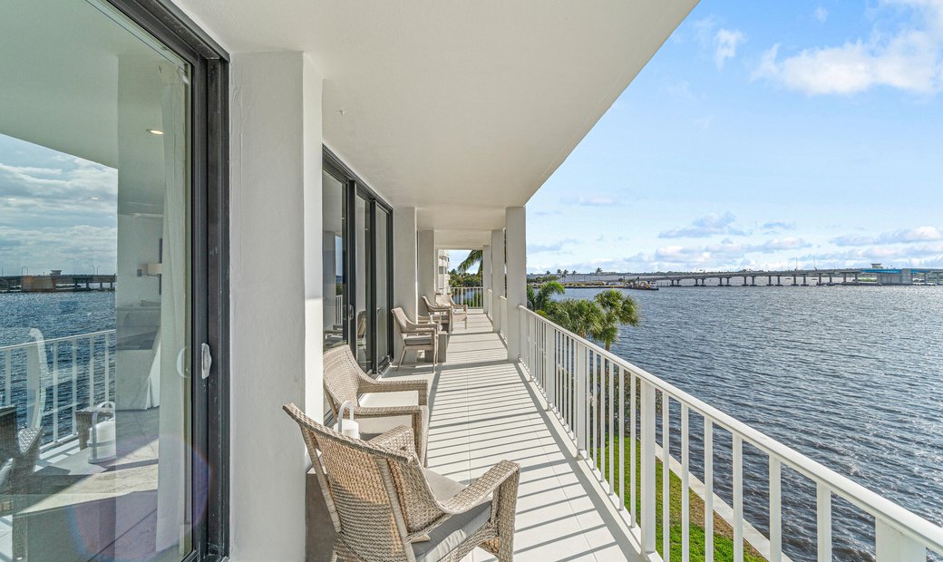 Condo Palm Beach In Palm Beach, Fl, United States For Rent (12637442)