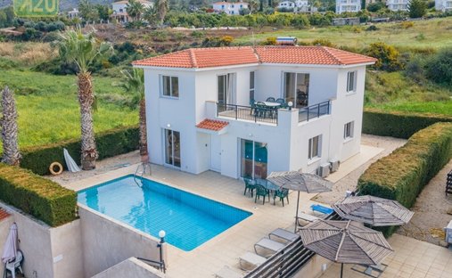 Villa in Argaka, Paphos, Cyprus 1