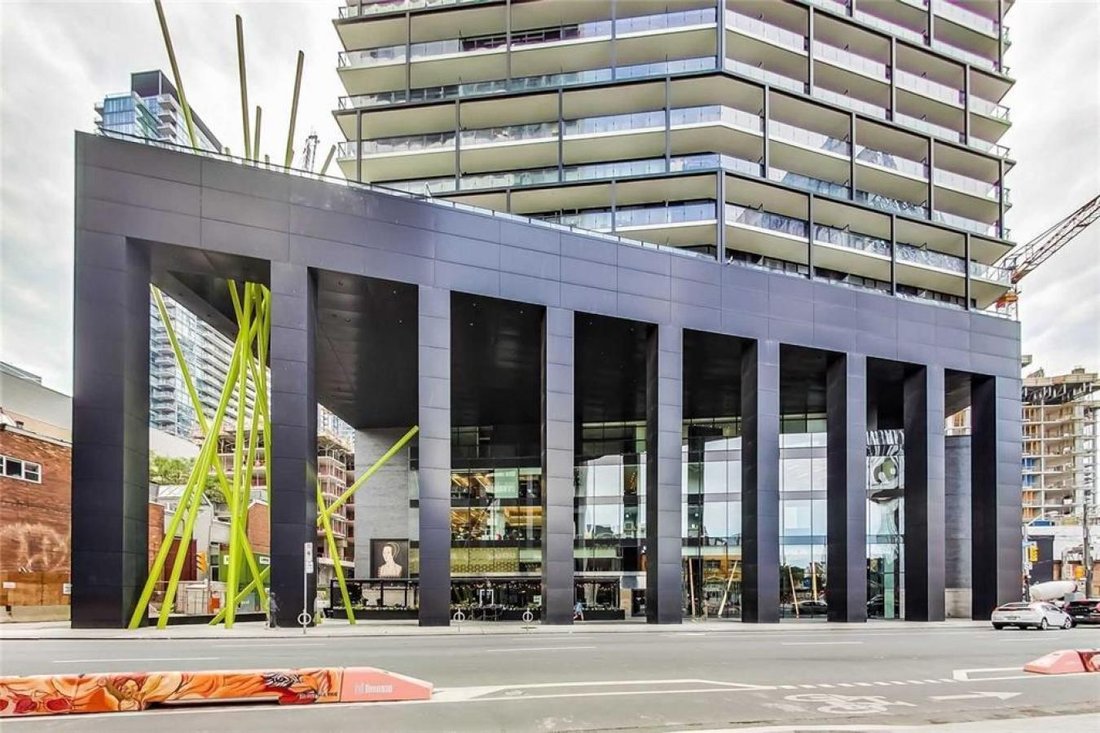 Condominio en Toronto, Ontario, Canadá 2 - 12638387