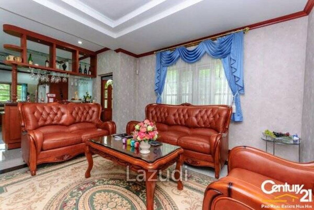 Villa in Hin Lek Fai, Prachuap Khiri Khan, Thailand 3 - 12635773