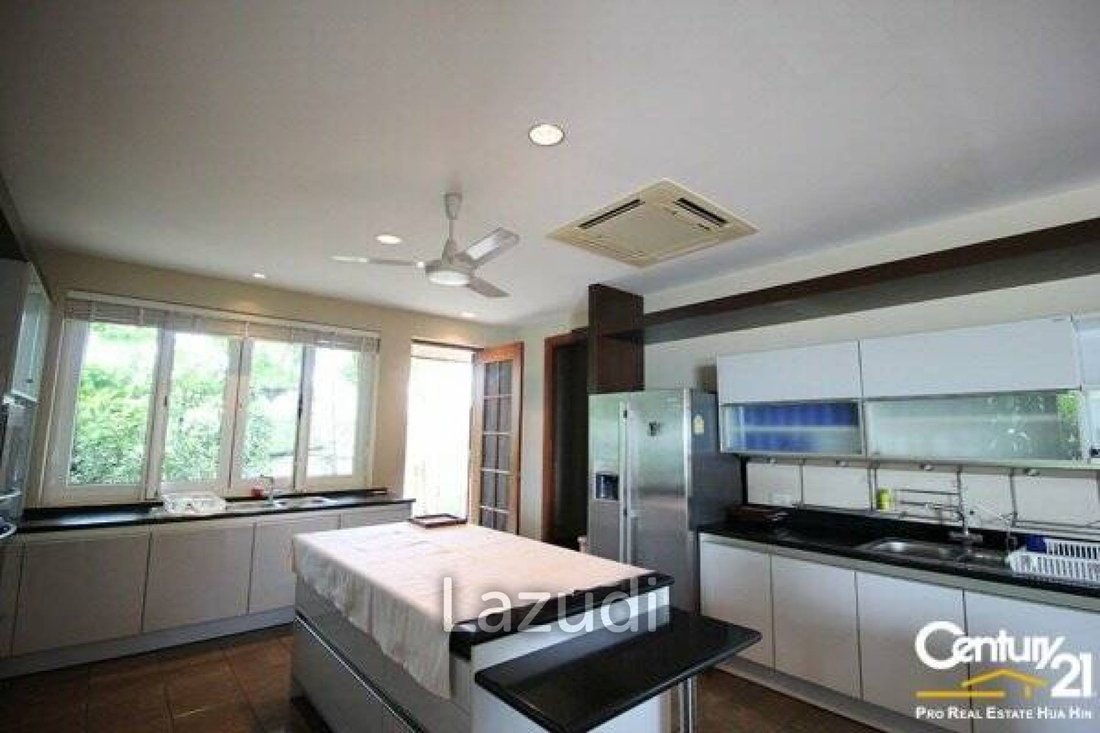 Villa in Laem Phak Bia, Phetchaburi, Thailand 4 - 12636086