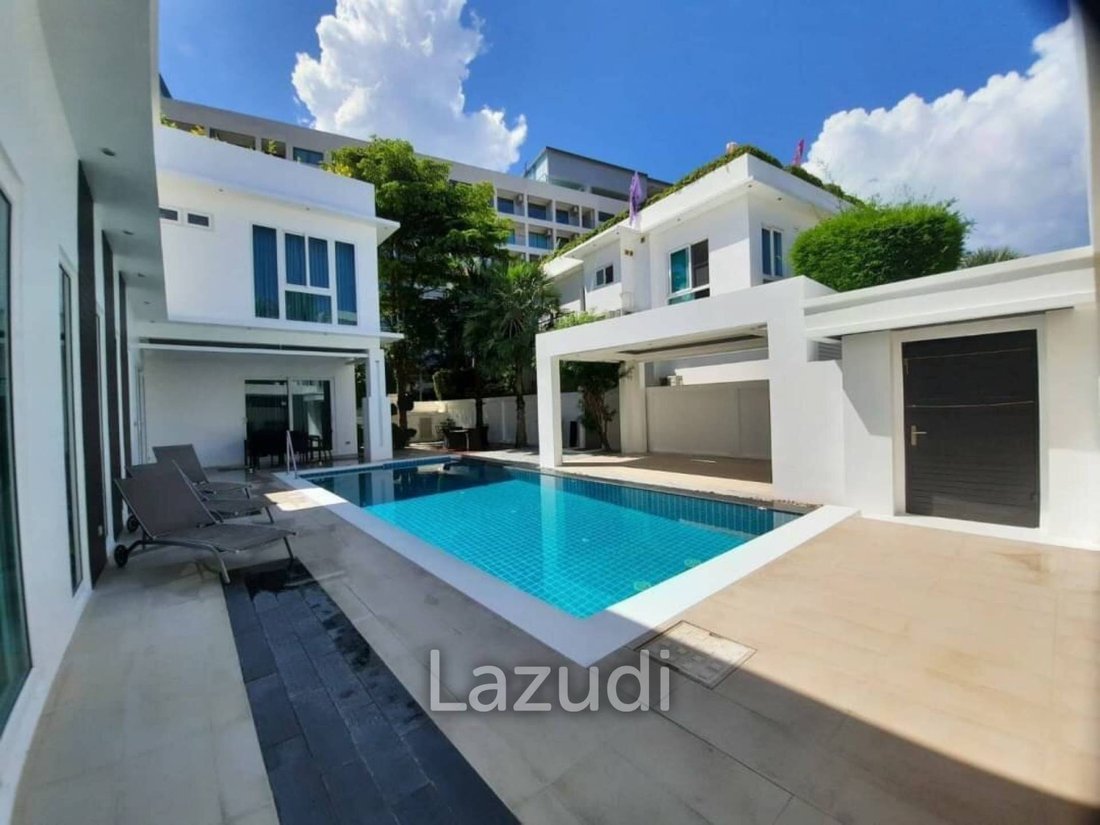 Villa in Pattaya City, Chon Buri, Thailand 1 - 12635712
