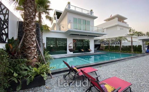 Villa in Pattaya City, Chon Buri, Thailand 1