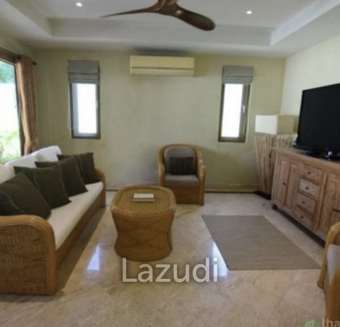 Villa in Sam Roi Yot, Prachuap Khiri Khan, Thailand 2 - 12635493