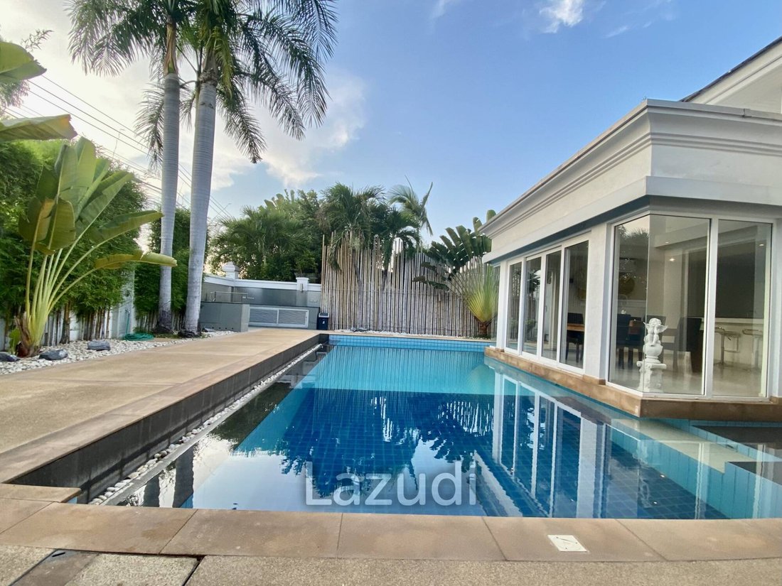 Villa in Pattaya City, Chon Buri, Thailand 1 - 12639933