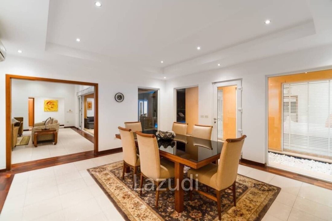 Villa in Pattaya City, Chon Buri, Thailand 2 - 12644987
